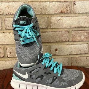Nike Womens Sneaker 6 gray & aqua